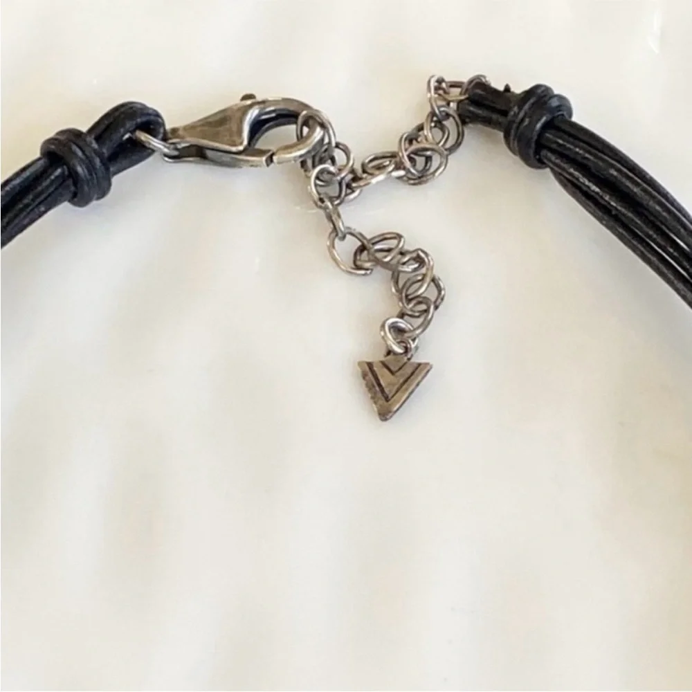 Silpada BlackLeather  Necklace with Crystal Pendant N1494 16” with 3” extender - Picture 6 of 7